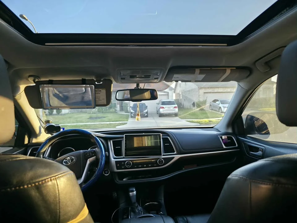 2014 Toyota Highlander - Image 3 of 6