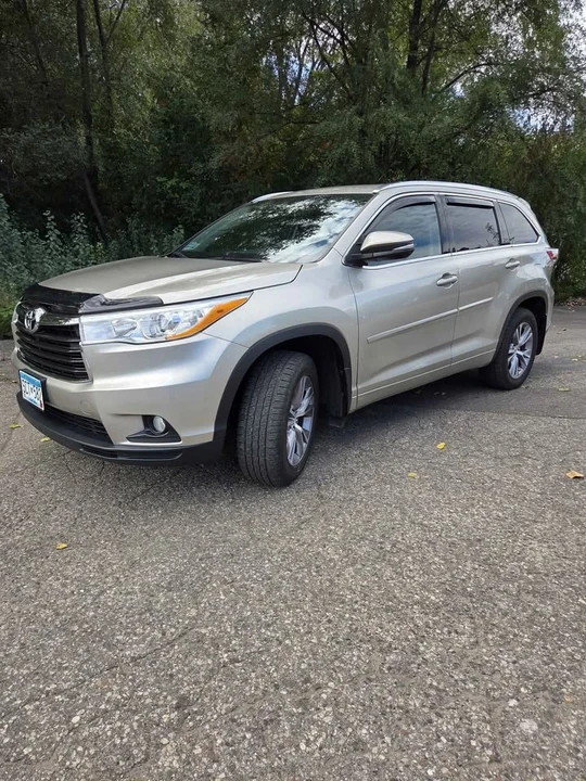 2014 Toyota Highlander - Image 4 of 9