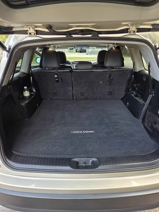 2014 Toyota Highlander - Image 5 of 9