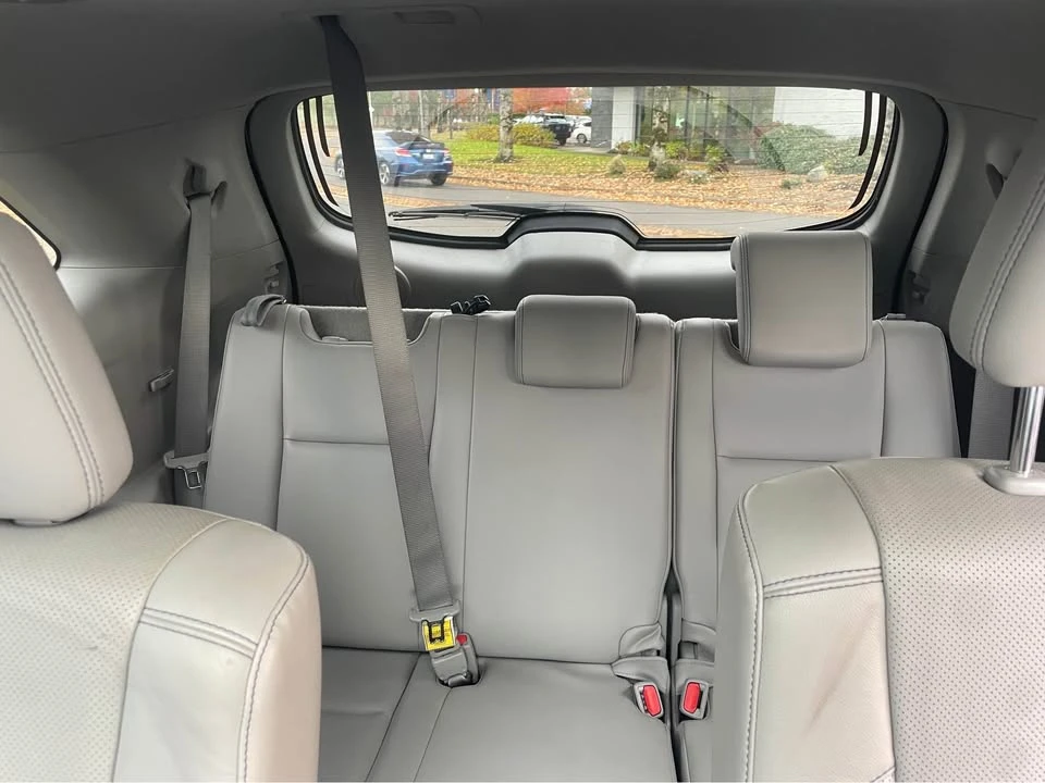 2014 Toyota Highlander - Image 16 of 16
