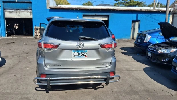 2014 Toyota Highlander - Image 5 of 7
