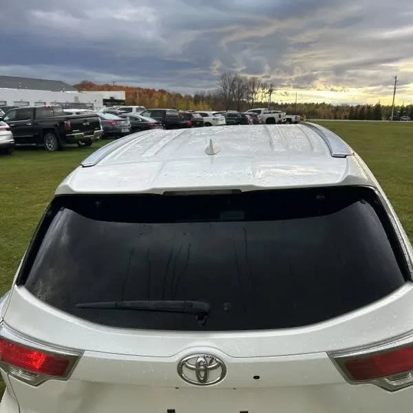 2014 Toyota Highlander - Image 7 of 20