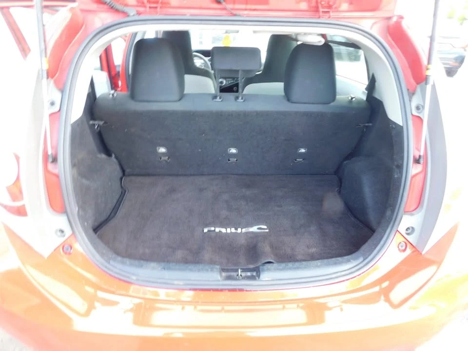 2014 Toyota Prius - Image 11 of 19