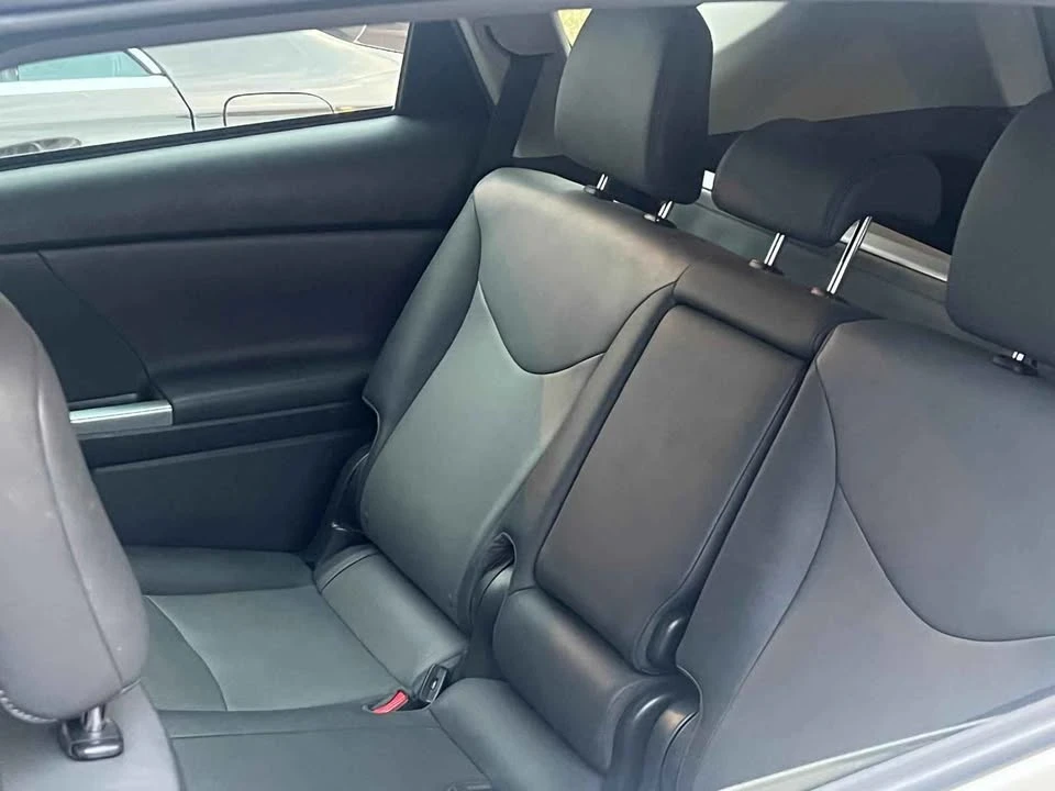 2014 Toyota Prius 3rd Gen - Image 9 of 9