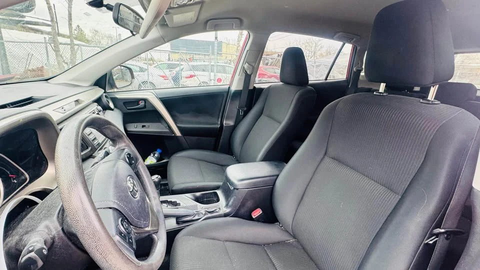 2014 Toyota RAV4 4th Gen - Image 5 of 13