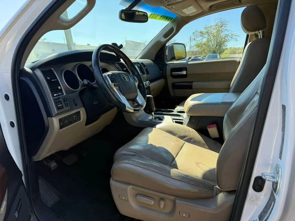 2014 Toyota Sequoia 2nd Gen - Image 10 of 14