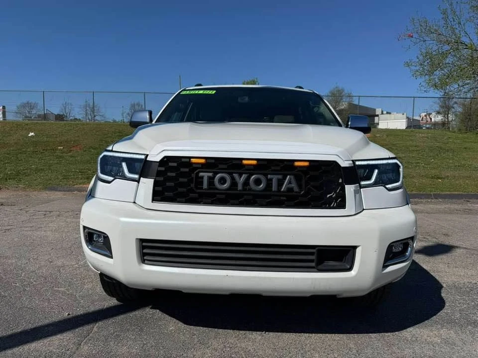 2014 Toyota Sequoia 2nd Gen - Image 3 of 14