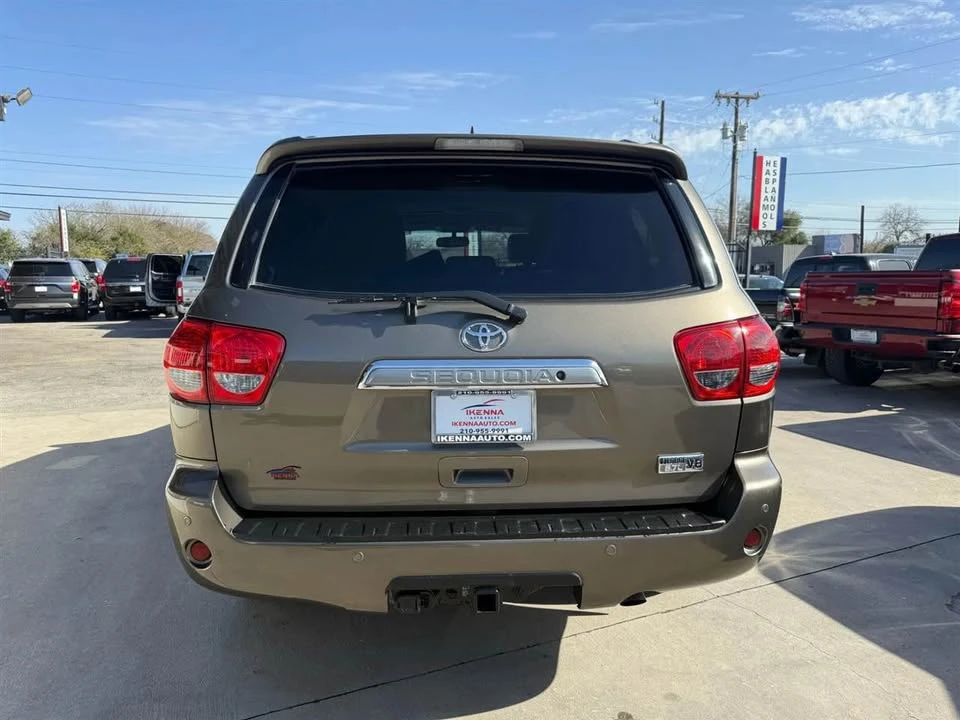 2014 Toyota Sequoia 2nd Gen - Image 4 of 13