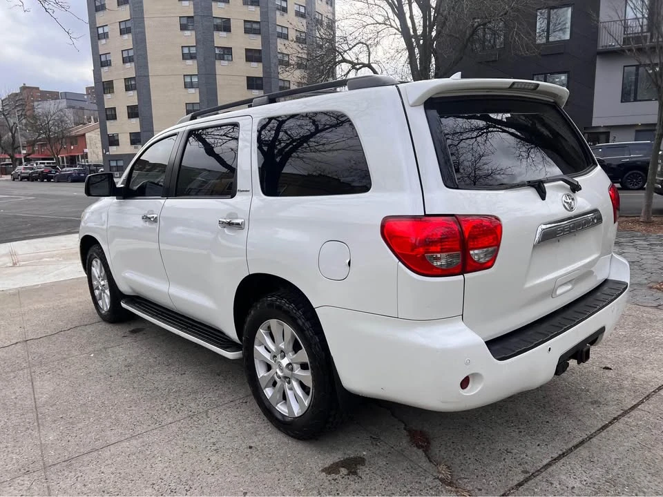2014 Toyota Sequoia 2nd Gen - Image 3 of 14