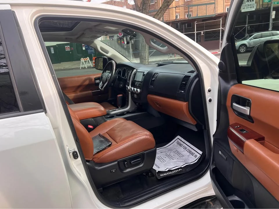 2014 Toyota Sequoia 2nd Gen - Image 8 of 14