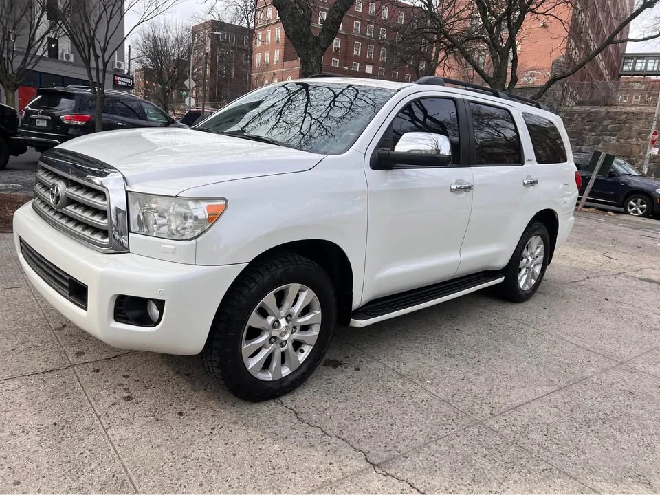 2014 Toyota Sequoia 2nd Gen - Image 4 of 13