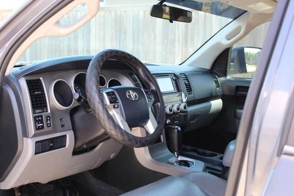 2014 Toyota Sequoia 2nd Gen - Image 8 of 20