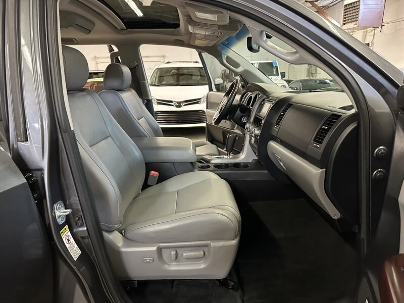 2014 Toyota Sequoia 2nd Gen - Image 13 of 20