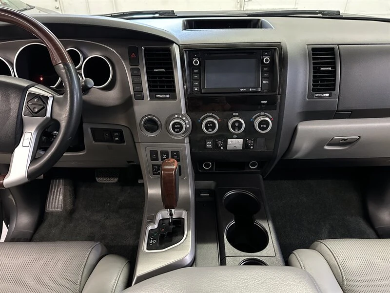 2014 Toyota Sequoia 2nd Gen - Image 19 of 20