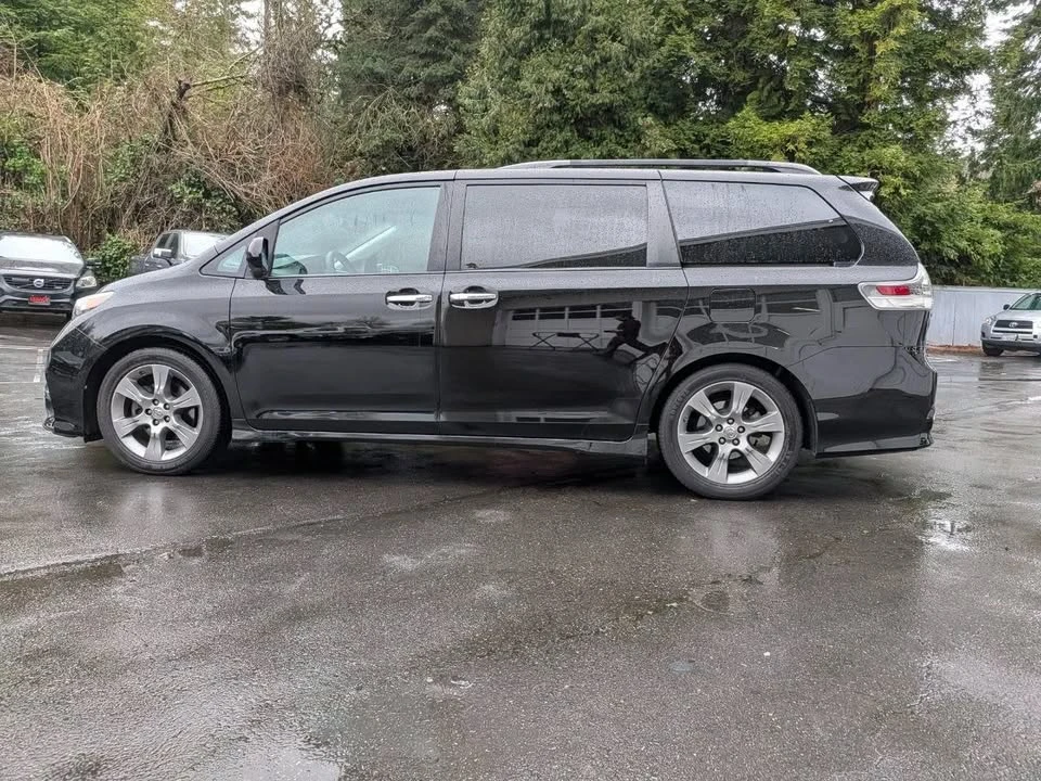 2014 Toyota Sienna 3rd Gen - Image 8 of 20