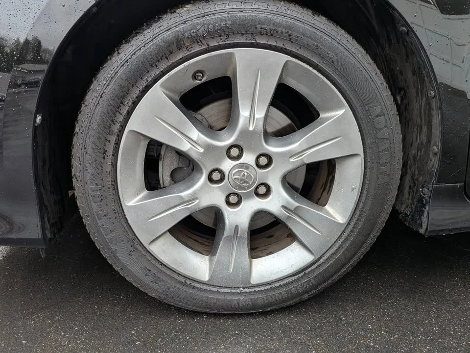 2014 Toyota Sienna 3rd Gen - Image 11 of 20