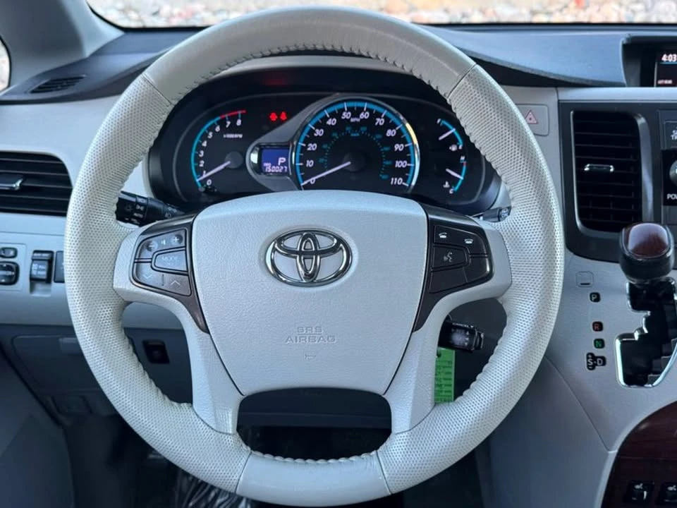 2014 Toyota Sienna 2nd Gen - Image 14 of 19