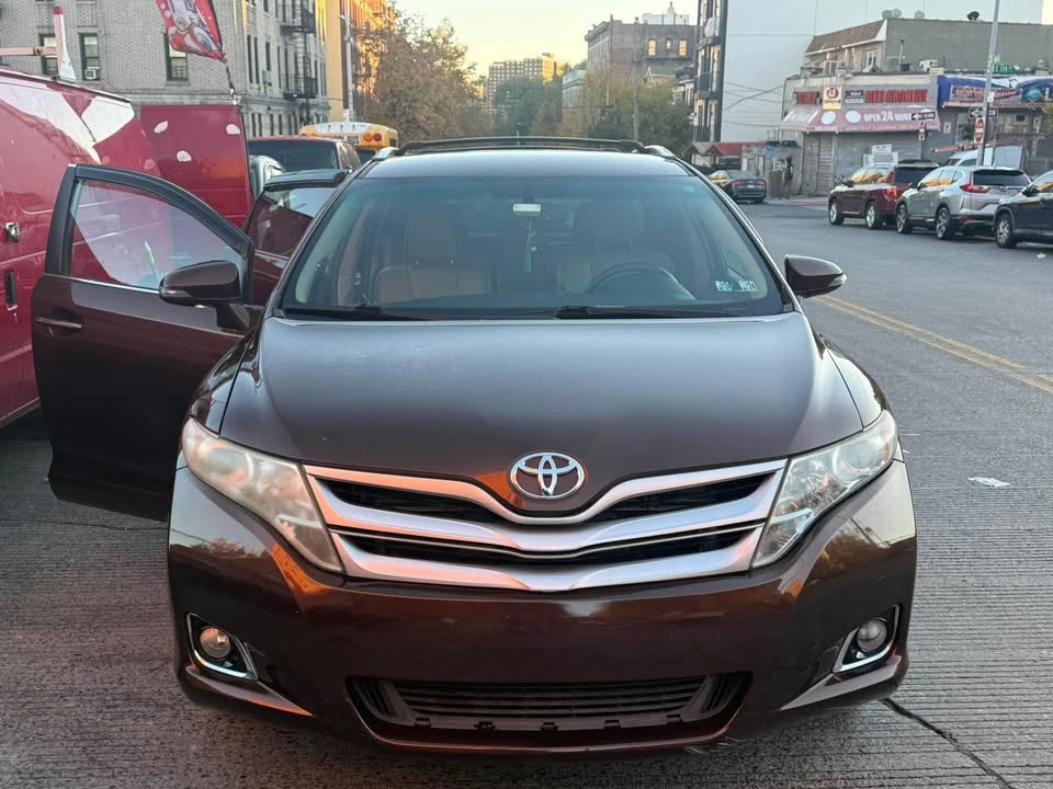 2014 Toyota Venza - Image 3 of 12