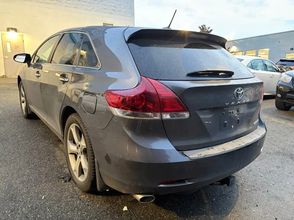 2014 Toyota Venza - Image 7 of 17