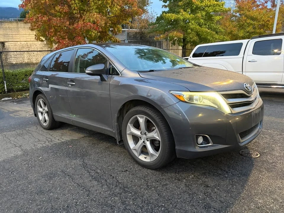 2014 Toyota Venza - Image 4 of 17