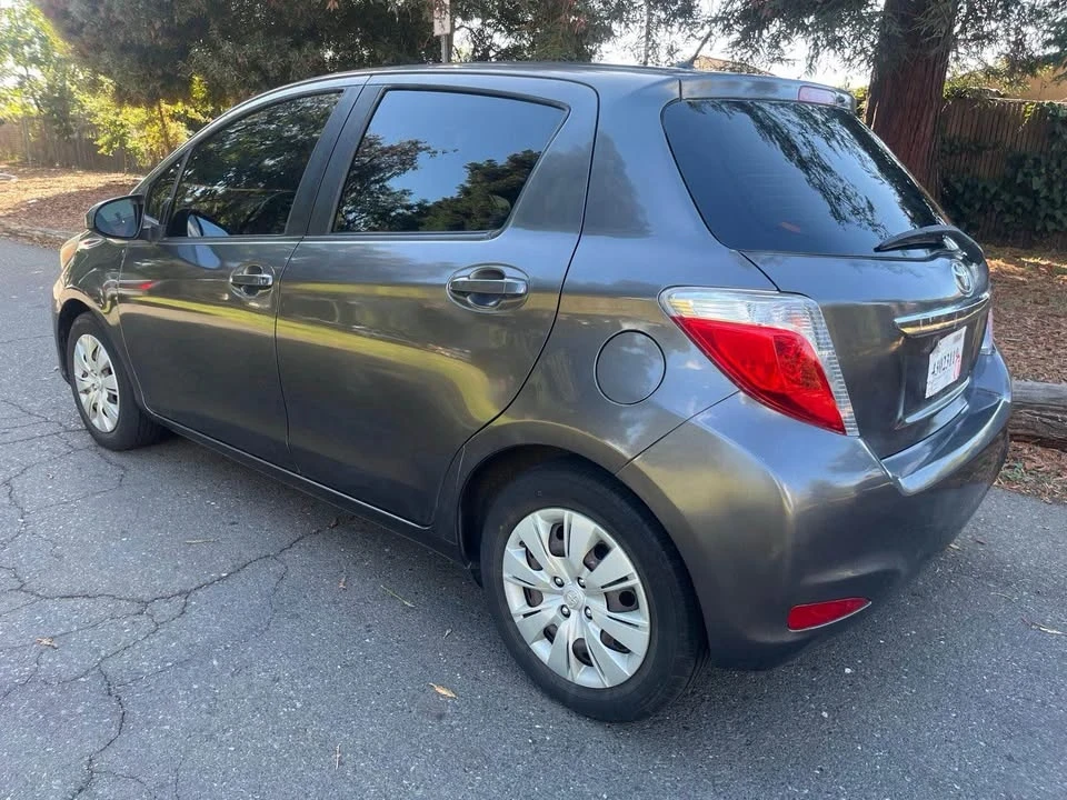 2014 Toyota Yaris - Image 2 of 14