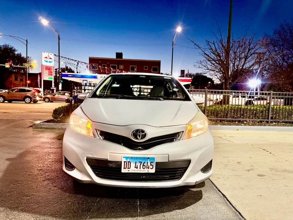 2014 Toyota Yaris - Image 4 of 11