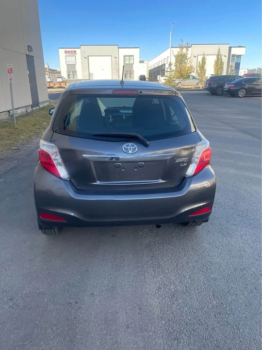 2014 Toyota Yaris - Image 4 of 7