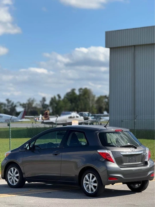2014 Toyota Yaris - Image 4 of 12
