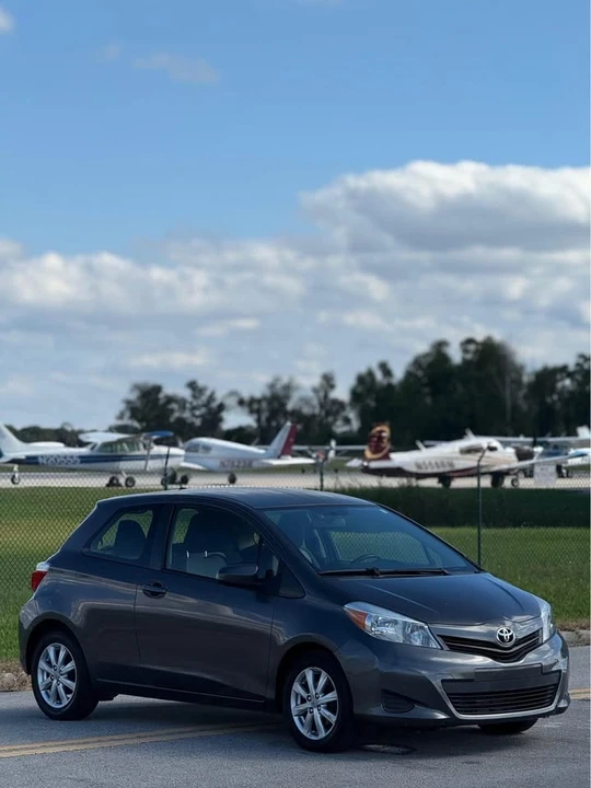 2014 Toyota Yaris - Image 3 of 12