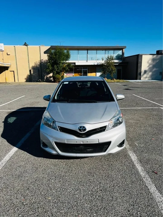 2014 Toyota Yaris - Image 3 of 14