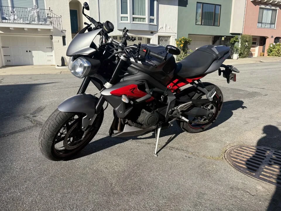 2014 Triumph - Image 2 of 6