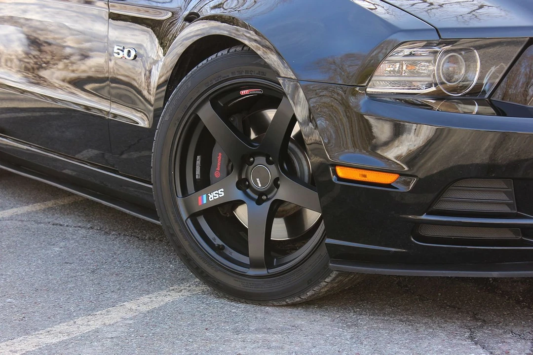2014 Ford S197 Mustang - Image 7 of 27