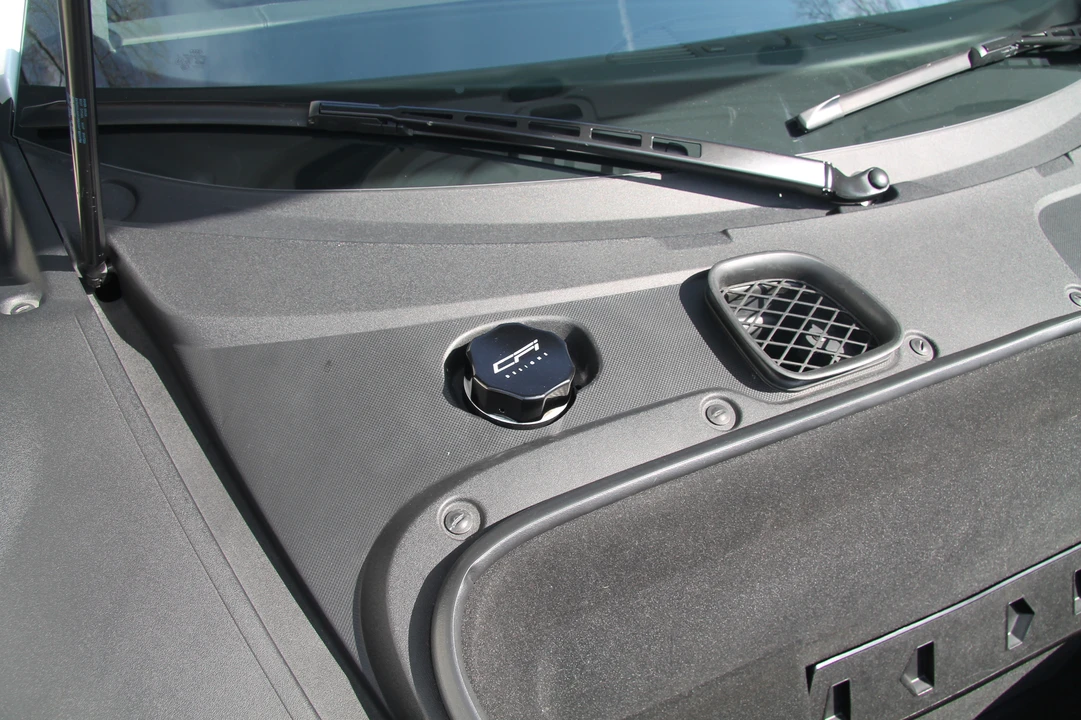 2014 Audi 42 R8 - Image 17 of 20