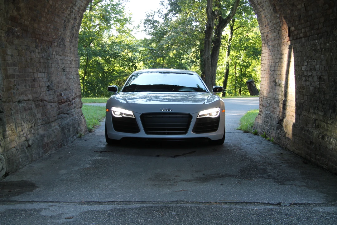 2014 Audi 42 R8 - Image 3 of 20