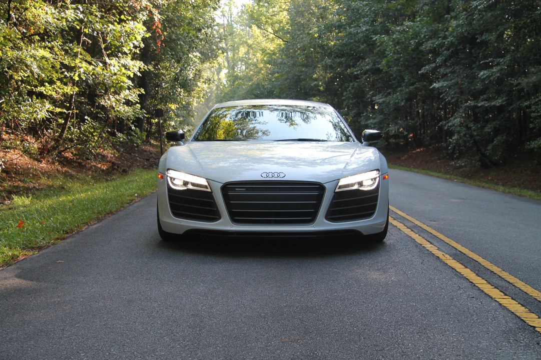2014 Audi 42 R8 - Image 5 of 20