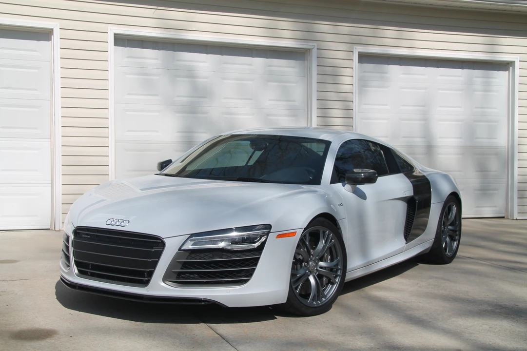 2014 Audi 42 R8 - Image 6 of 20