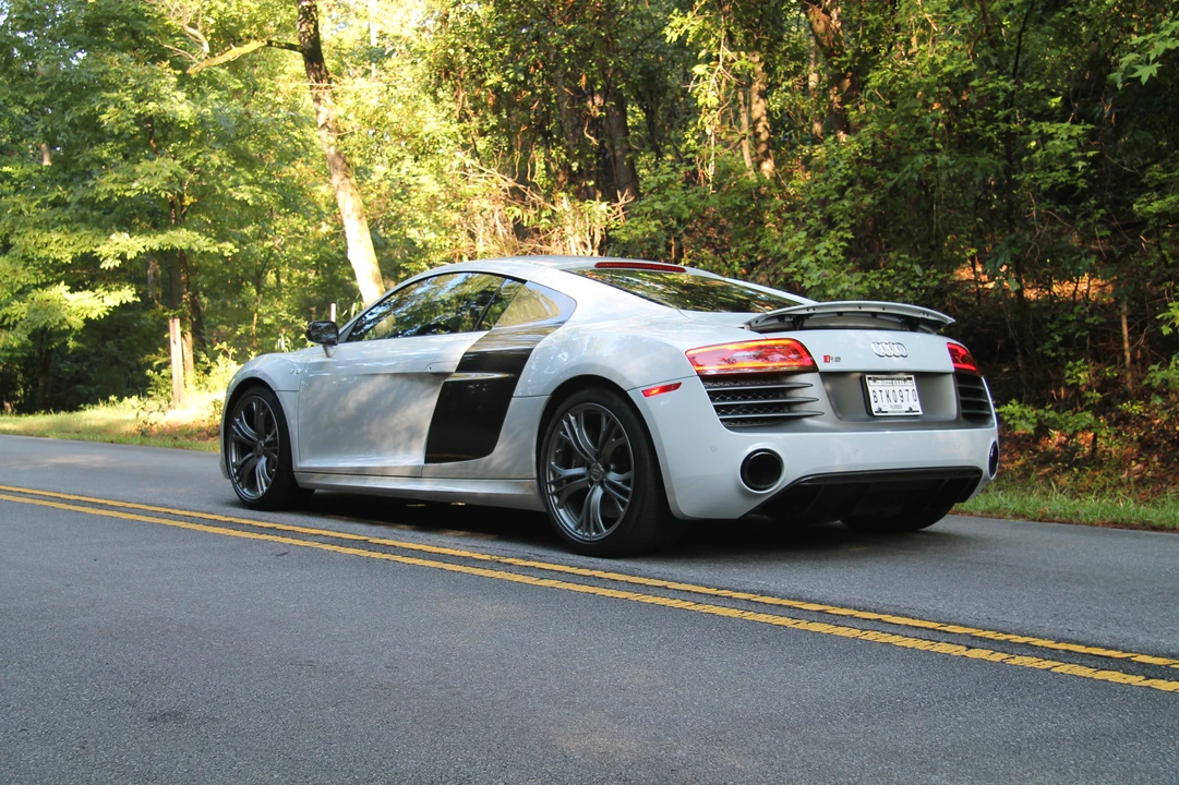 2014 Audi 42 R8 - Image 4 of 20