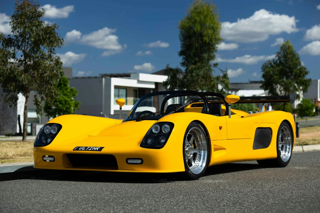 2014 Ultima - Image 17 of 21