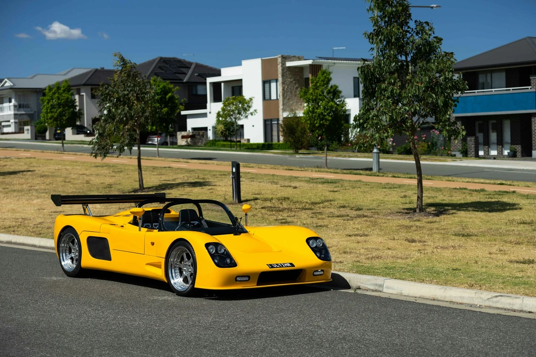 2014 Ultima - Image 19 of 21