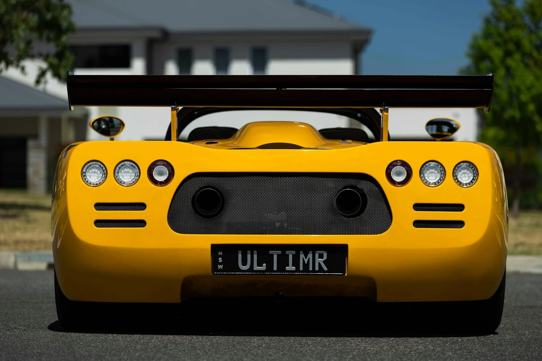 2014 Ultima - Image 14 of 21