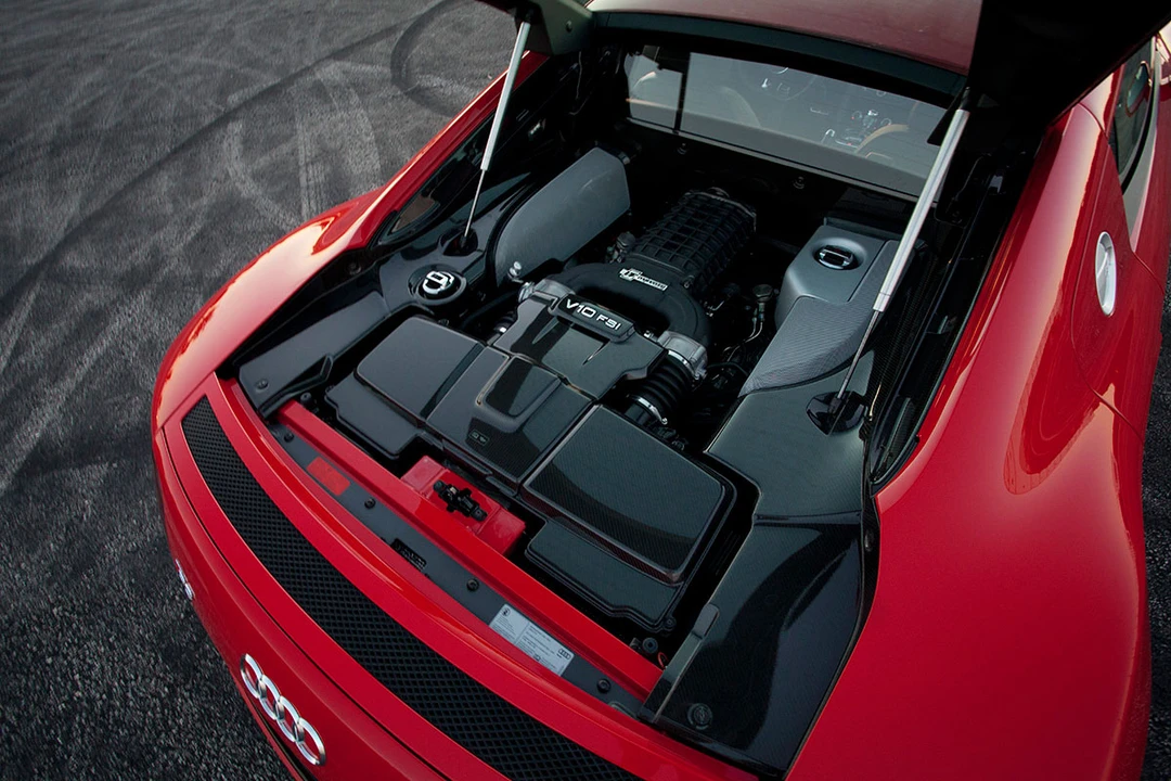 2014 Audi 42 R8 - Image 2 of 11