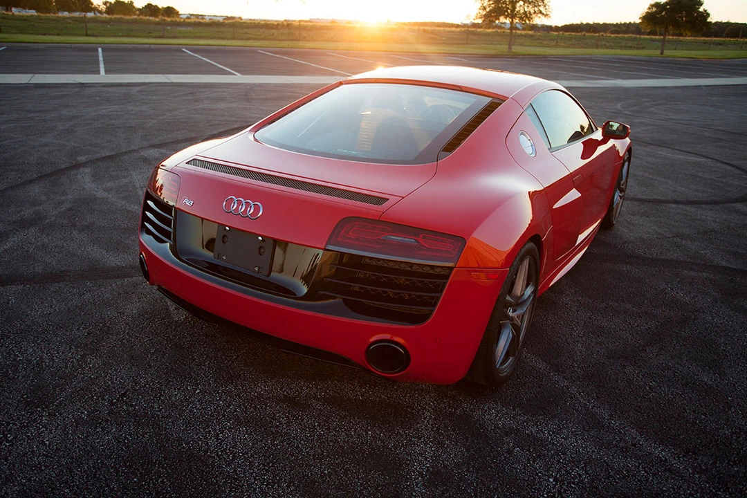 2014 Audi 42 R8 - Image 4 of 11
