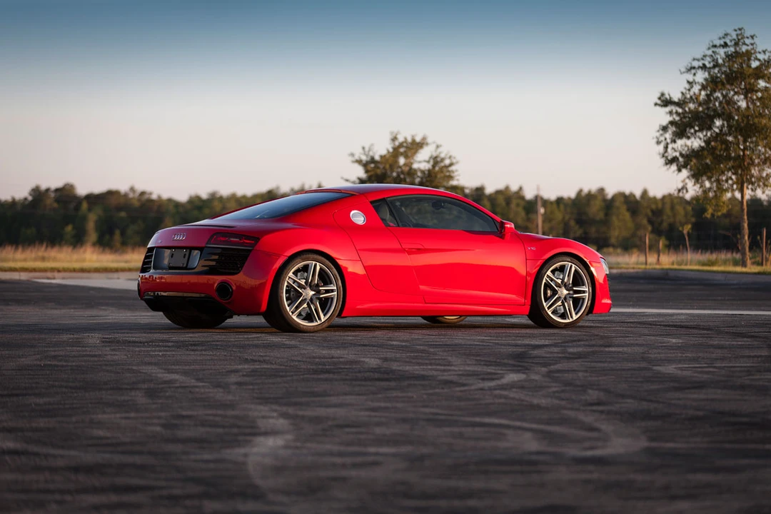 2014 Audi 42 R8 - Image 7 of 11
