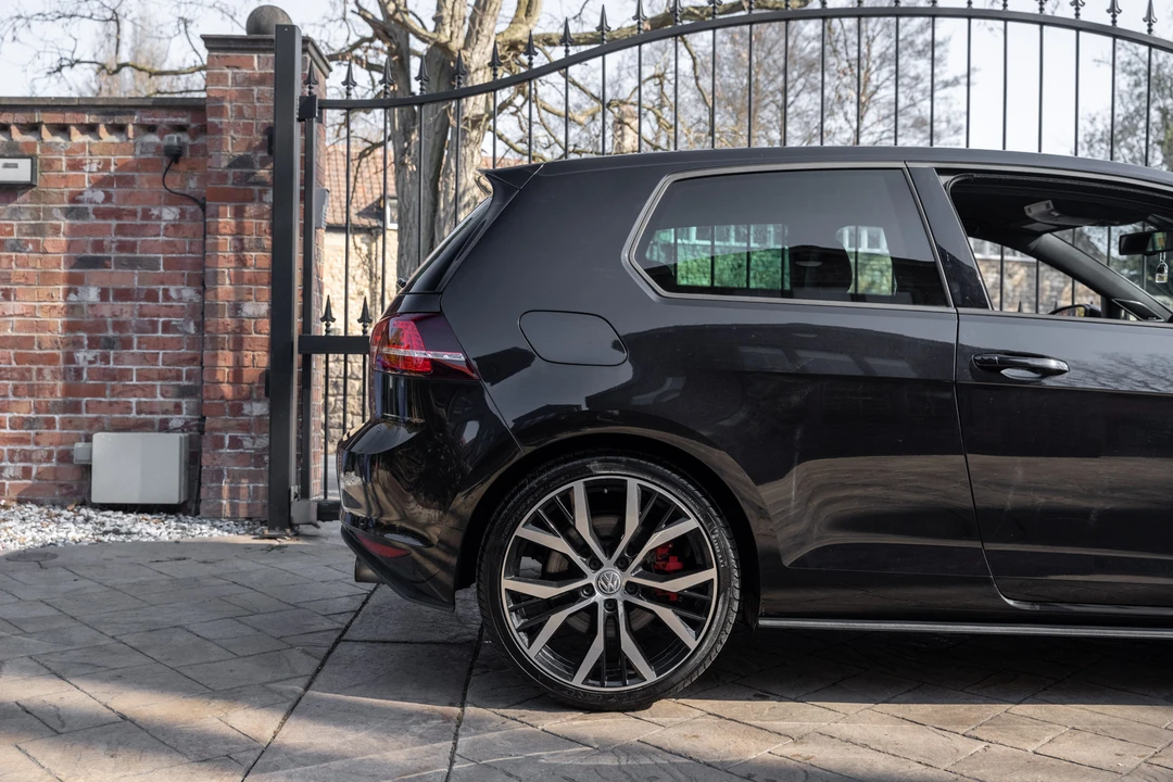 2014 Volkswagen GTI Mk7 - Image 21 of 31