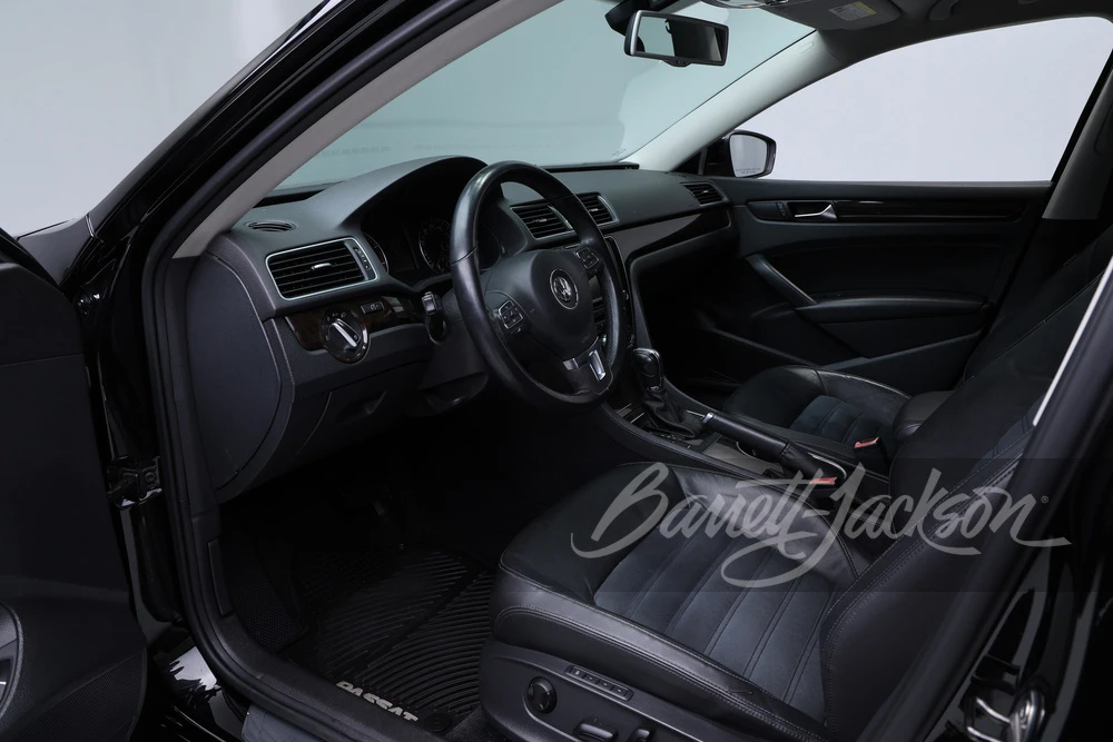 2014 Volkswagen Passat - Image 4 of 17