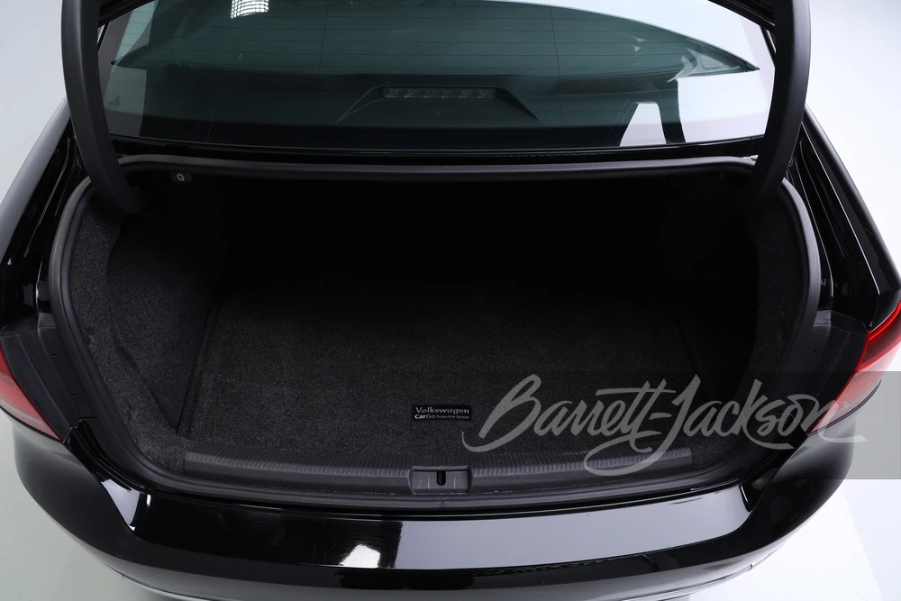 2014 Volkswagen Passat - Image 9 of 17