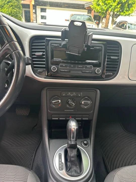 2014 Volkswagen A5 Beetle - Image 5 of 22