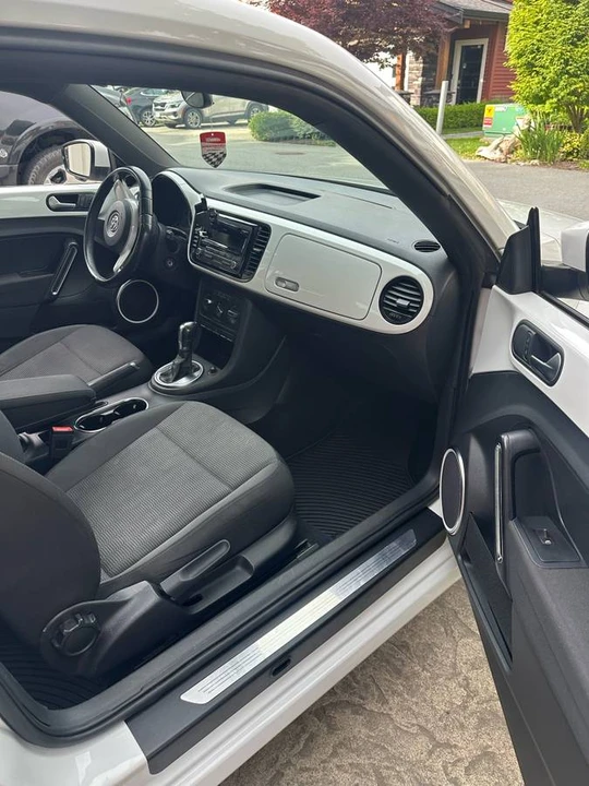 2014 Volkswagen A5 Beetle - Image 16 of 22