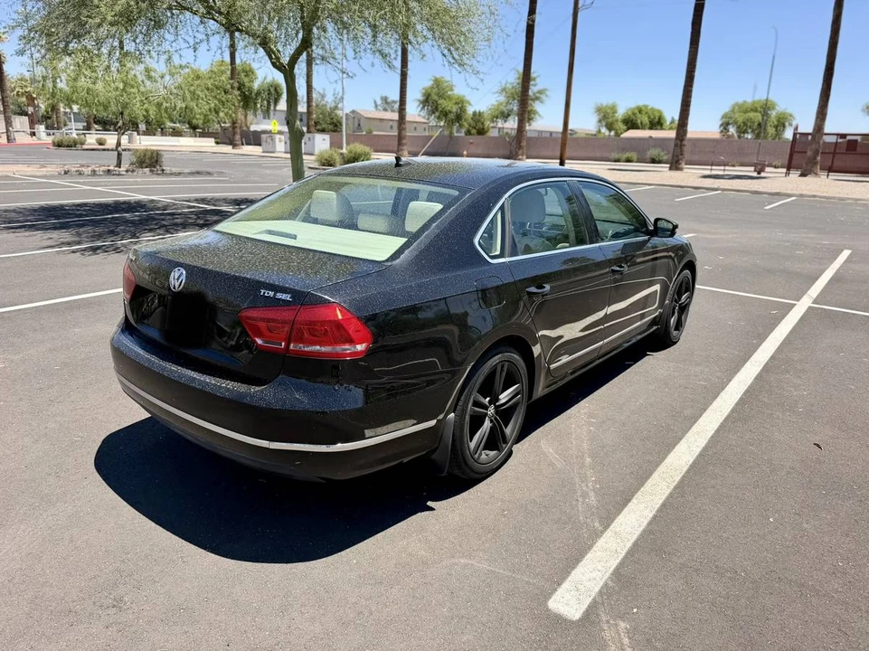 2014 Volkswagen Passat - Image 6 of 11