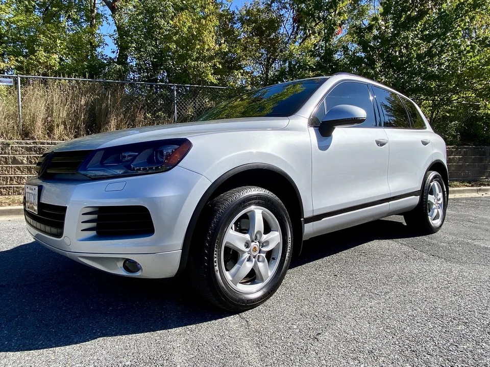 2014 Volkswagen Touareg - Image 3 of 15
